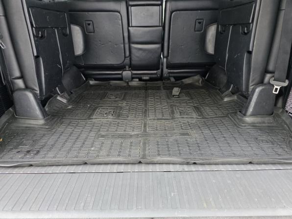 Toyota Land Cruiser 200 Series Рестайлинг 1 с пробегом 2012 года, цена 3 300 000 рублей, 270890 км, внедорожник, Автокод Объявления