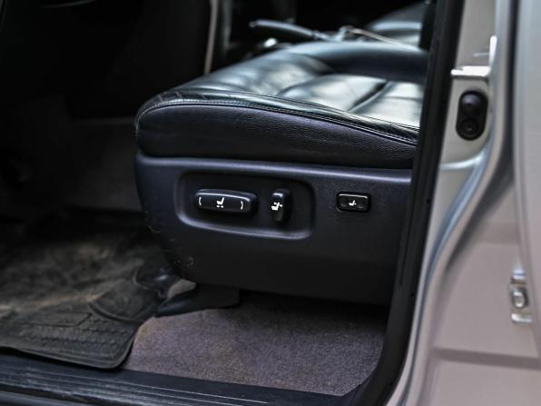 Toyota Land Cruiser 200 Series Рестайлинг 1 с пробегом 2013 года, цена 3 314 000 рублей, 251282 км, внедорожник, Автокод Объявления