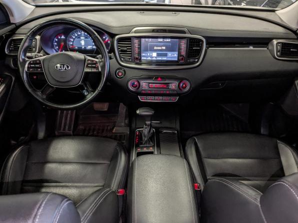 Kia Sorento III Prime Рестайлинг с пробегом 2018 года, цена 2 899 500 рублей, 129924 км, внедорожник, Автокод Объявления