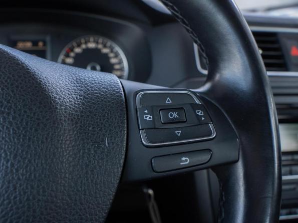 Volkswagen Jetta VI с пробегом 2011 года, цена 739 000 рублей, 217005 км, седан, Автокод Объявления
