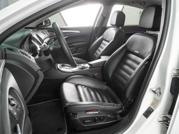 Opel Insignia I Рестайлинг с пробегом 2014 года, цена 1 450 000 рублей, 134253 км, лифтбек, Автокод Объявления