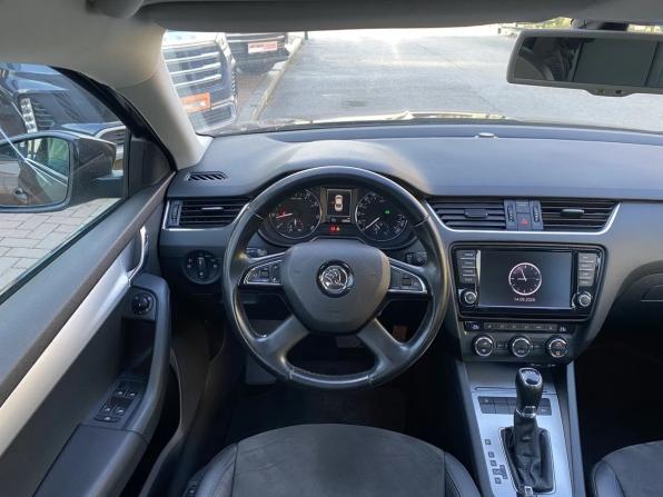 Skoda Octavia III (A7) с пробегом 2014 года, цена 929 000 рублей, 307453 км, лифтбек, Автокод Объявления