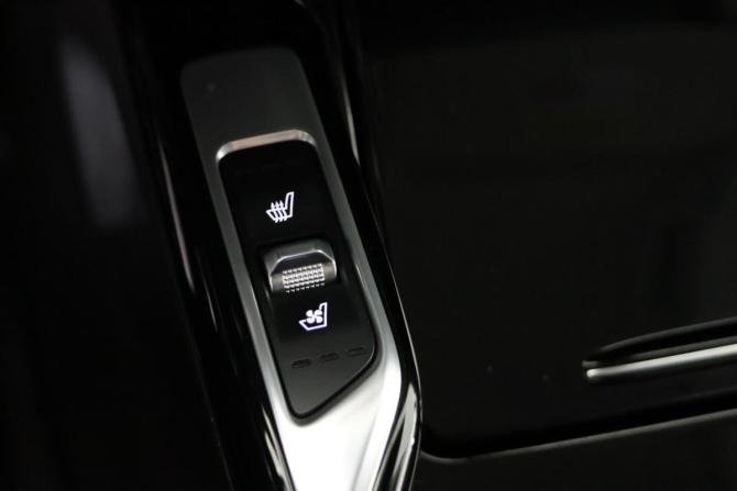 Kia Sorento IV с пробегом 2021 года, цена 3 549 990 рублей, 115271 км, внедорожник, Автокод Объявления