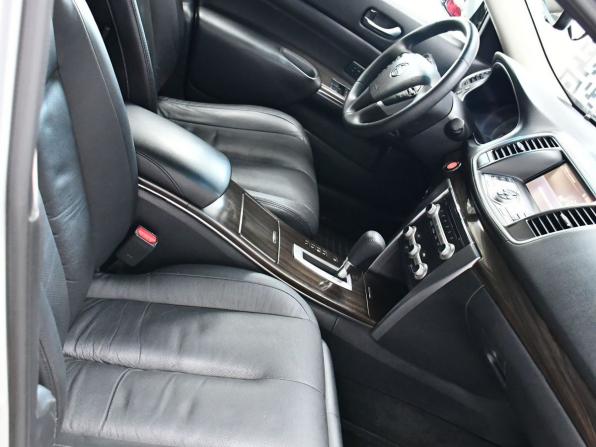 Nissan Teana II Рестайлинг с пробегом 2011 года, цена 1 245 000 рублей, 295000 км, седан, Автокод Объявления