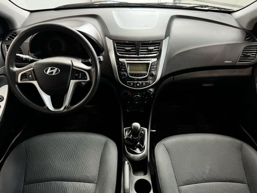 Hyundai Solaris I Санкт-Петербург  - изображение 15