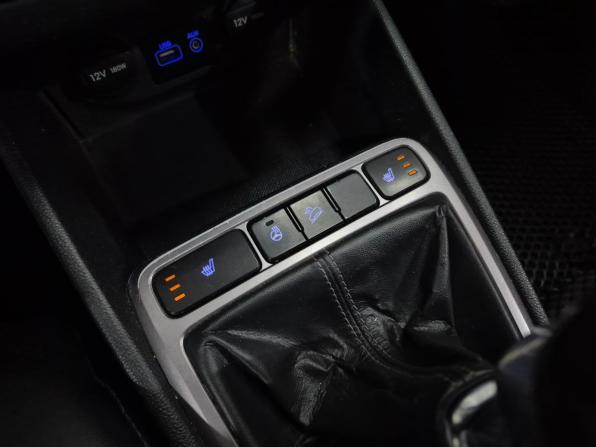 Hyundai Creta I с пробегом 2016 года, цена 720 000 рублей, 290909 км, внедорожник, Автокод Объявления