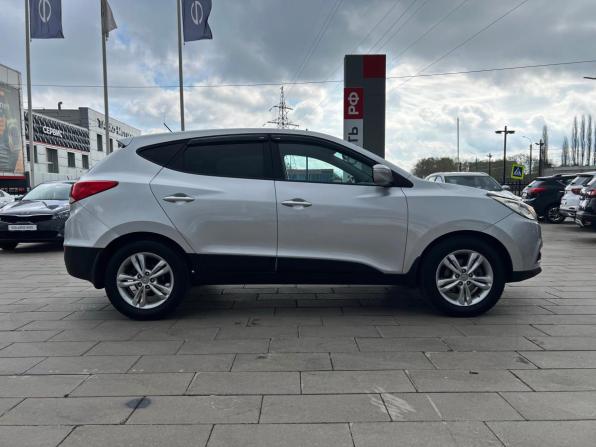 Hyundai ix35 I с пробегом 2012 года, цена 1 085 000 рублей, 213130 км, внедорожник, Автокод Объявления