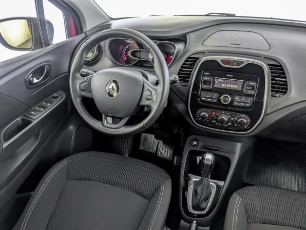Renault Kaptur I с пробегом 2018 года, цена 1 335 000 рублей, 77744 км, внедорожник, Автокод Объявления