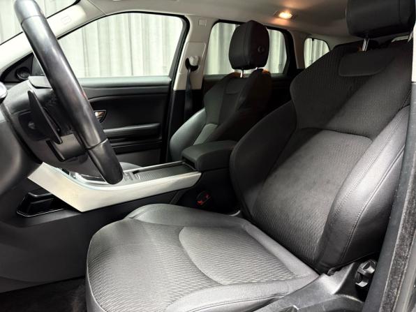 Land Rover Range Rover Evoque I Рестайлинг с пробегом 2017 года, цена 2 449 000 рублей, 138441 км, внедорожник, Автокод Объявления