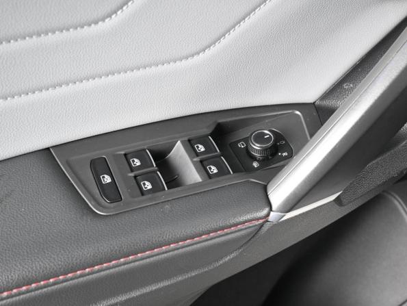 Volkswagen Tiguan II Рестайлинг (China Market) с пробегом 2021 года, цена 3 769 000 рублей, 47264 км, внедорожник, Автокод Объявления