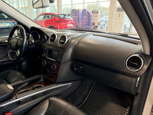 Mercedes-Benz M-Класс II (W164) с пробегом 2008 года, цена 1 315 000 рублей, 275000 км, внедорожник, Автокод Объявления