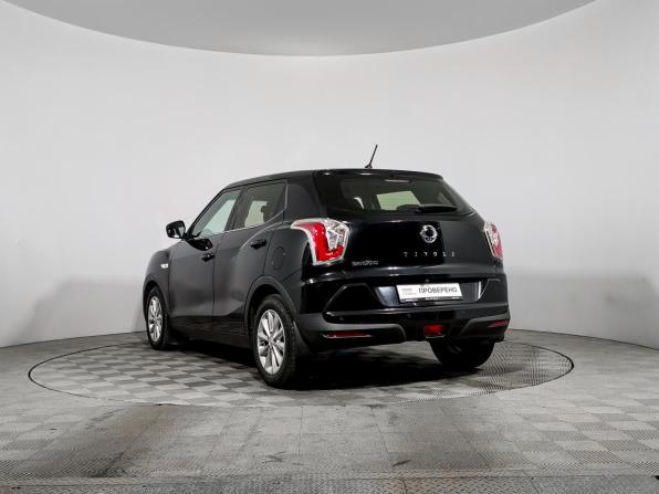 SsangYong Tivoli I с пробегом 2016 года, цена 1 095 000 рублей, 174648 км, внедорожник, Автокод Объявления