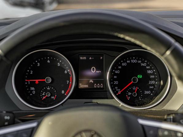 Volkswagen Tiguan II Рестайлинг с пробегом 2021 года, цена 2 405 000 рублей, 143292 км, внедорожник, Автокод Объявления