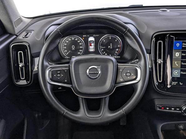 Volvo XC40 I с пробегом 2018 года, цена 2 445 000 рублей, 176314 км, внедорожник, Автокод Объявления