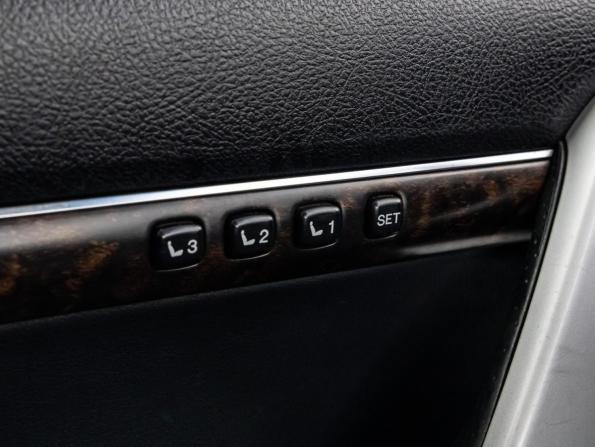 Toyota Land Cruiser 200 Series Рестайлинг 1 с пробегом 2014 года, цена 3 299 000 рублей, 259355 км, внедорожник, Автокод Объявления