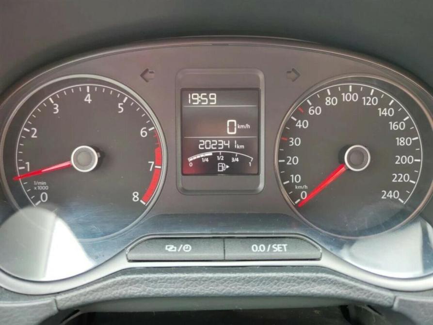 Volkswagen Polo V Рестайлинг Набережные Челны  - изображение 9