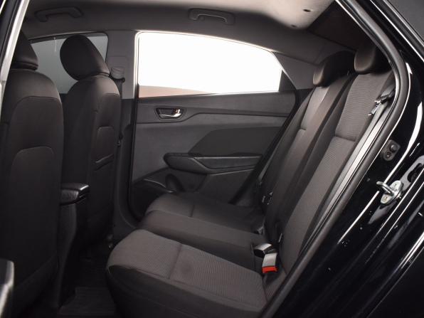 Hyundai Solaris II с пробегом 2017 года, цена 1 199 999 рублей, 140394 км, седан, Автокод Объявления