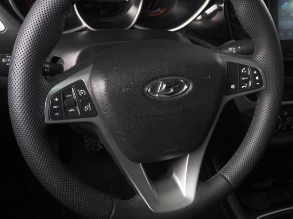 Lada (ВАЗ) Vesta I с пробегом 2018 года, цена 1 045 000 рублей, 134623 км, седан, Автокод Объявления