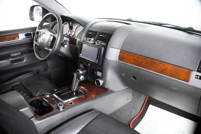Volkswagen Touareg I Рестайлинг с пробегом 2007 года, цена 999 000 рублей, 380000 км, внедорожник, Автокод Объявления