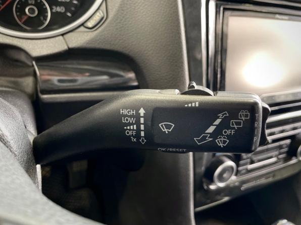 Volkswagen Golf VI с пробегом 2011 года, цена 849 900 рублей, 219000 км, хэтчбек, Автокод Объявления