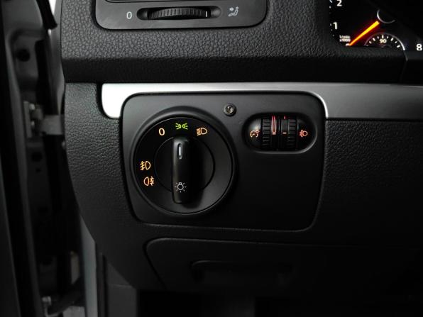 Volkswagen Jetta V с пробегом 2009 года, цена 569 000 рублей, 111992 км, седан, Автокод Объявления