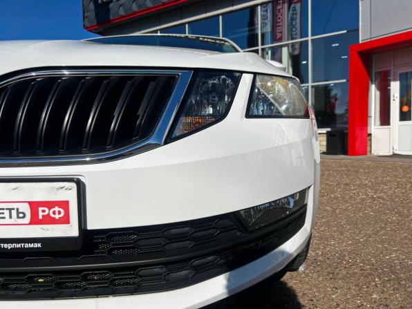 Skoda Octavia III (A7) Рестайлинг с пробегом 2018 года, цена 2 068 000 рублей, 46554 км, лифтбек, Автокод Объявления