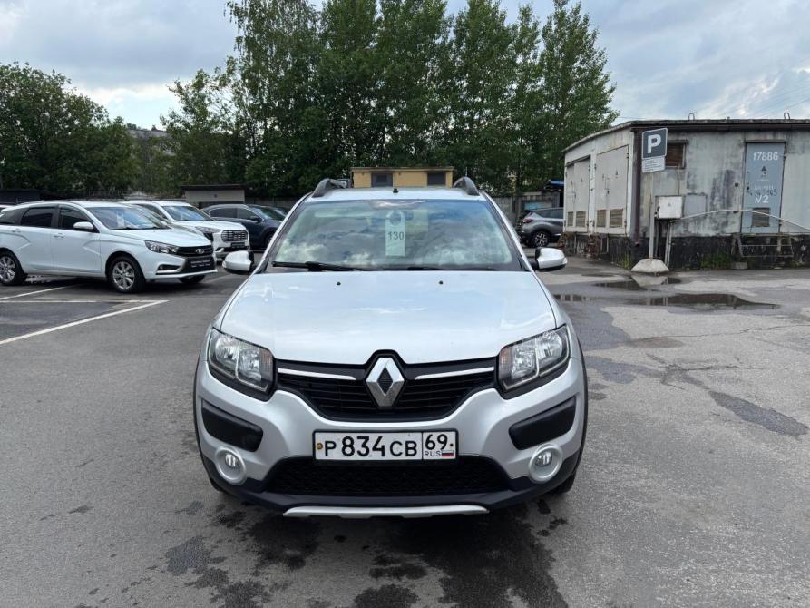 Renault Sandero II Санкт-Петербург  - изображение 2