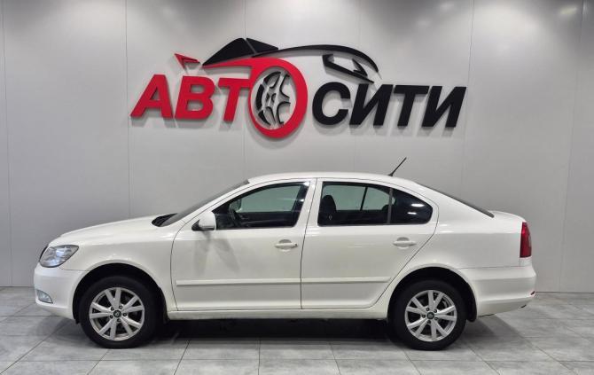 Skoda Octavia II (A5) Рестайлинг с пробегом 2012 года, цена 850 000 рублей, 177968 км, лифтбек, Автокод Объявления