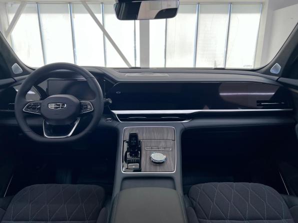 Geely Monjaro I Рестайлинг с пробегом 2026 года, цена 4 654 000 рублей, 15 км, внедорожник, Автокод Объявления