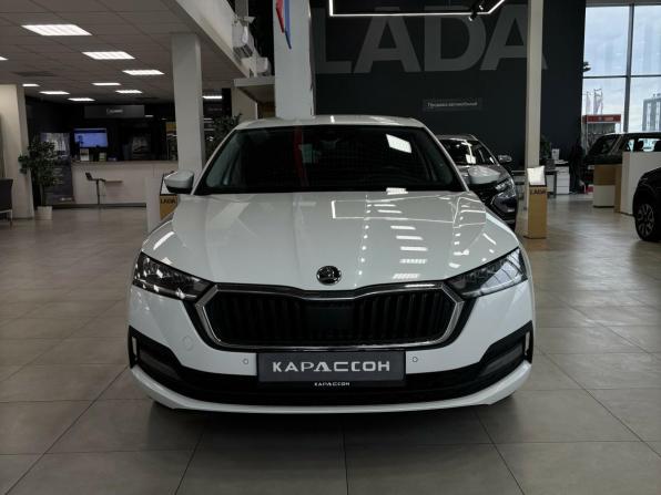 Skoda Octavia IV (A8) с пробегом 2021 года, цена 2 259 000 рублей, 58800 км, лифтбек, Автокод Объявления