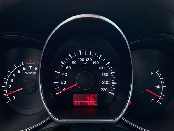Kia Rio III Рестайлинг с пробегом 2015 года, цена 1 050 000 рублей, 117334 км, седан, Автокод Объявления
