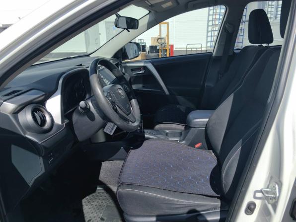 Toyota RAV4 IV (XA40) Рестайлинг с пробегом 2016 года, цена 1 675 000 рублей, 260000 км, внедорожник, Автокод Объявления
