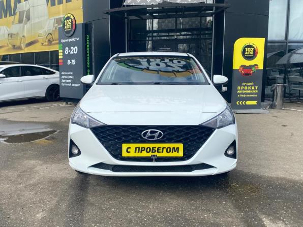 Hyundai Solaris II Рестайлинг с пробегом 2021 года, цена 1 299 000 рублей, 130000 км, седан, Автокод Объявления