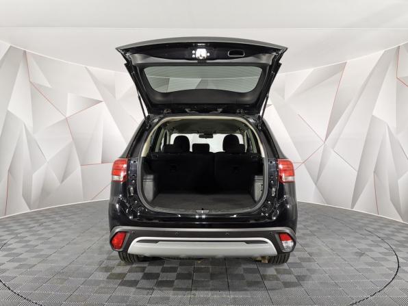 Mitsubishi Outlander III Рестайлинг 3 с пробегом 2019 года, цена 1 535 150 рублей, 129417 км, внедорожник, Автокод Объявления