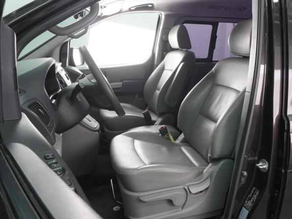 Hyundai Grand Starex I Рестайлинг 2 с пробегом 2018 года, цена 3 869 000 рублей, 90252 км, минивэн, Автокод Объявления