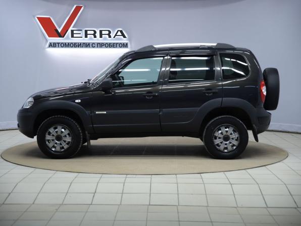 Chevrolet Niva I Рестайлинг с пробегом 2017 года, цена 690 000 рублей, 69943 км, внедорожник, Автокод Объявления