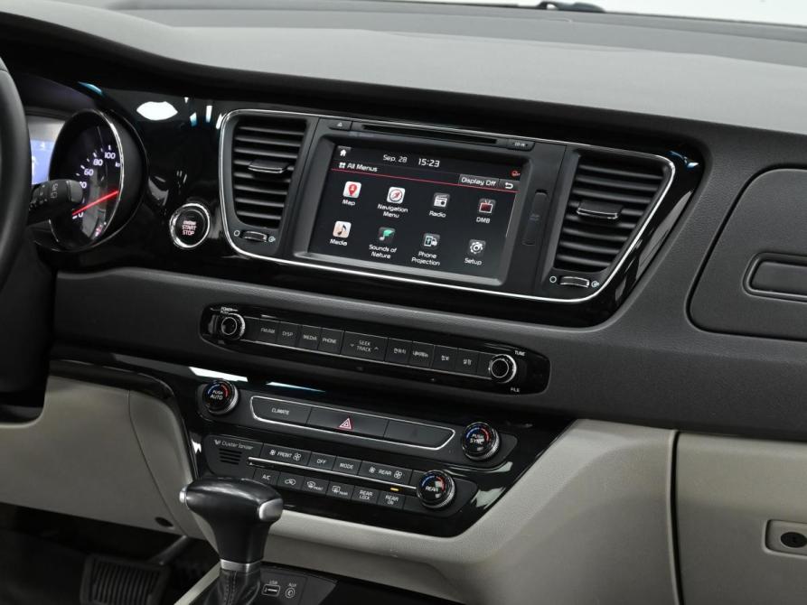 Kia Carnival III Москва  - изображение 9