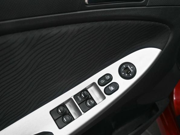 Hyundai Solaris I с пробегом 2013 года, цена 989 900 рублей, 85300 км, седан, Автокод Объявления