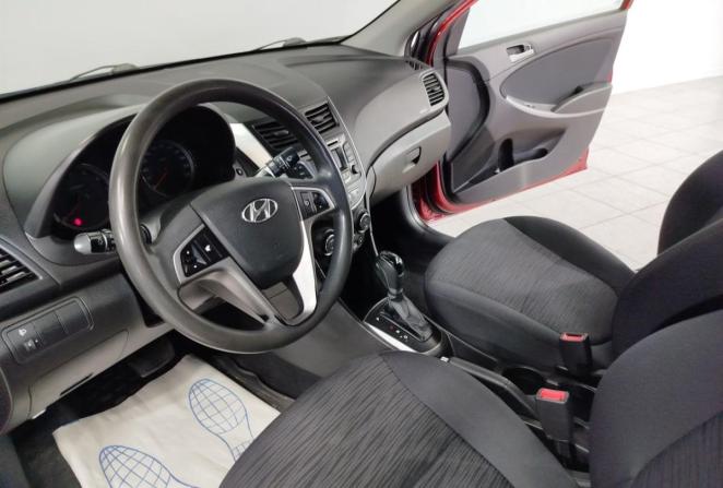 Hyundai Solaris I Рестайлинг с пробегом 2016 года, цена 1 014 000 рублей, 176474 км, седан, Автокод Объявления