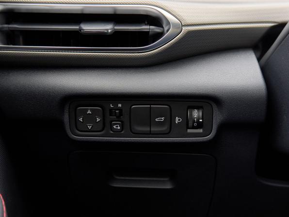Changan UNI-T I с пробегом 2024 года, цена 2 428 000 рублей, 40260 км, внедорожник, Автокод Объявления