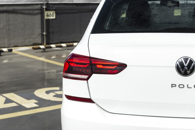 Volkswagen Polo V Рестайлинг с пробегом 2020 года, цена 1 390 000 рублей, 119001 км, седан, Автокод Объявления