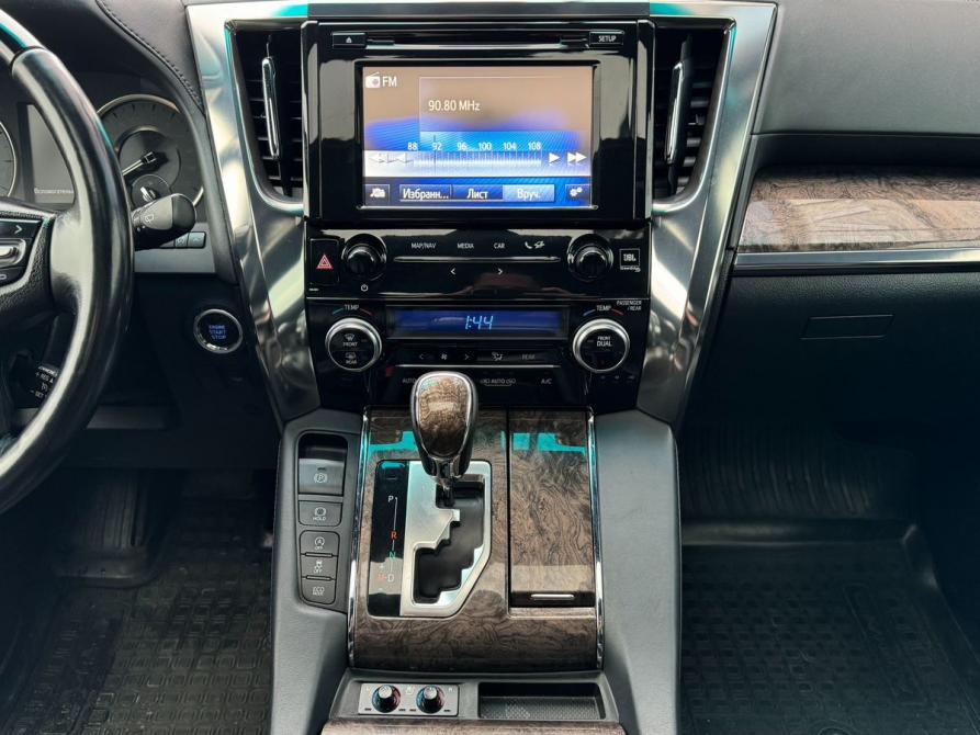 Toyota Alphard III Рестайлинг Архангельск  - изображение 16