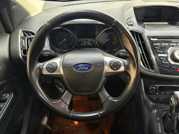 Ford Kuga II с пробегом 2013 года, цена 990 000 рублей, 242969 км, внедорожник, Автокод Объявления