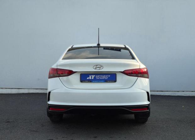 Hyundai Solaris II Рестайлинг с пробегом 2020 года, цена 1 670 000 рублей, 60000 км, седан, Автокод Объявления