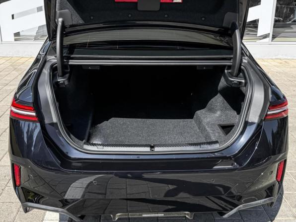 BMW 5 серии VIII (G60/G61/G68) с пробегом 2024 года, цена 6 750 000 рублей, 36370 км, седан, Автокод Объявления