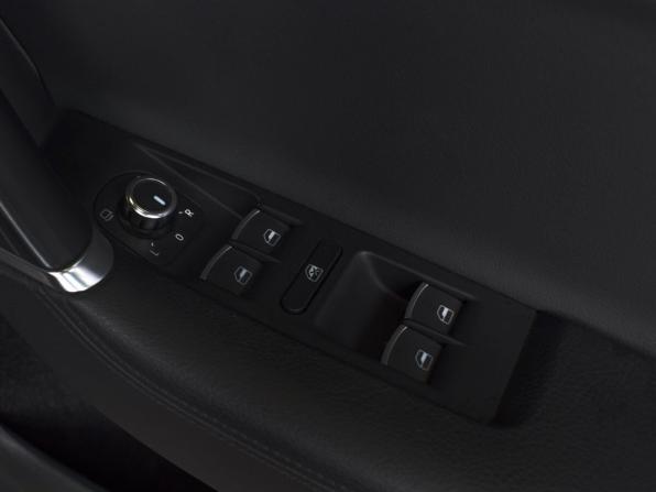 Volkswagen Passat B7 с пробегом 2013 года, цена 1 299 995 рублей, 61123 км, универсал, Автокод Объявления