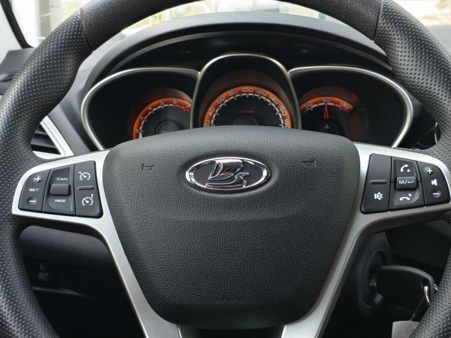 Lada (ВАЗ) Vesta I Москва  - изображение 13