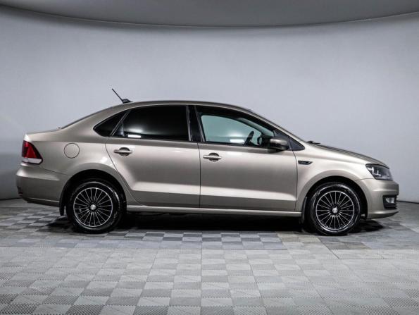 Volkswagen Polo V Рестайлинг с пробегом 2017 года, цена 1 249 000 рублей, 132940 км, седан, Автокод Объявления