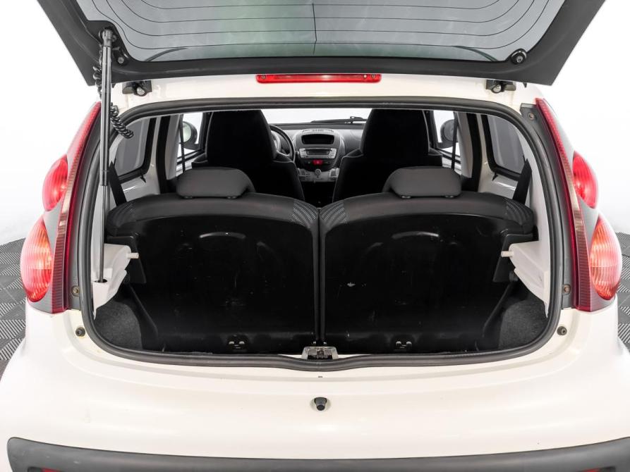 Peugeot 107 I Рестайлинг 2 Москва  - изображение 10