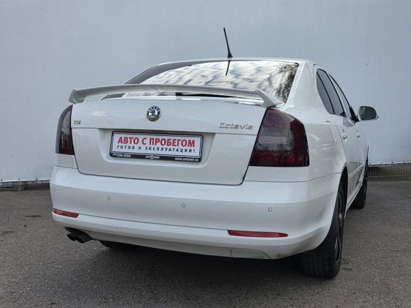 Skoda Octavia II (A5) Рестайлинг с пробегом 2013 года, цена 750 000 рублей, 243150 км, лифтбек, Автокод Объявления